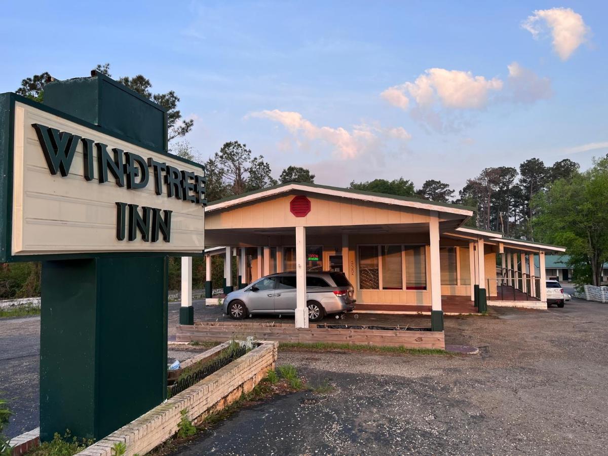 Windtree Inn Grove Hill Exteriör bild